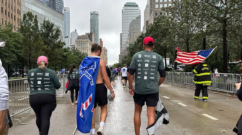 tunnel to towers chair frank siller hosts 22nd annual 9 11 5k race we remember everybody