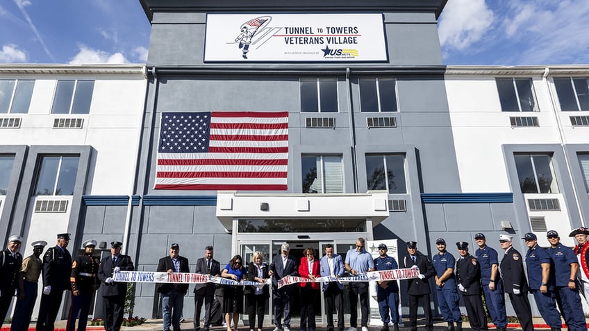 tunnel to towers tackles veteran homelessness with grand opening of houston veterans village