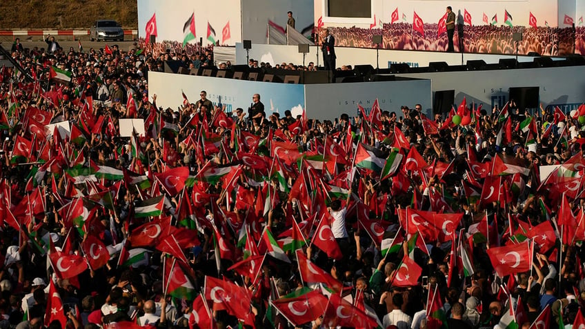 turkeys erdogan laments loss of ottoman empire at pro palestinian rally