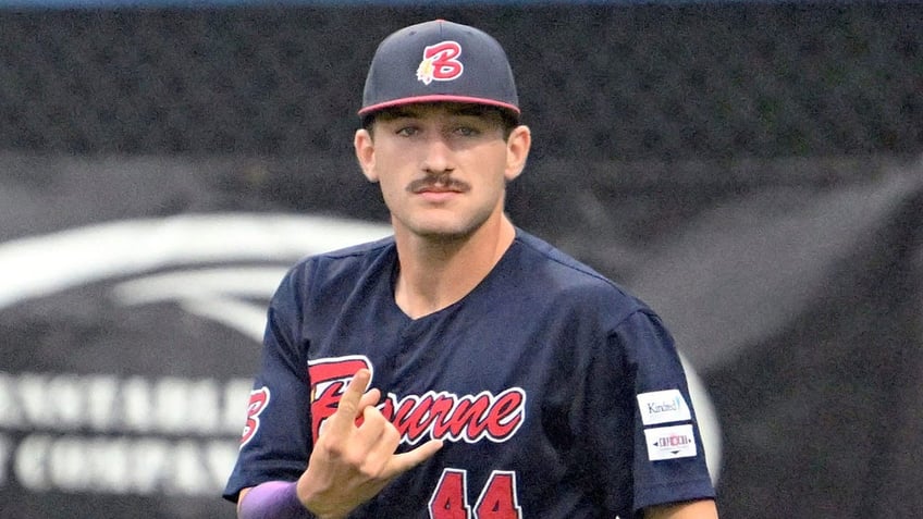 Derek Bender in Cape Cod League