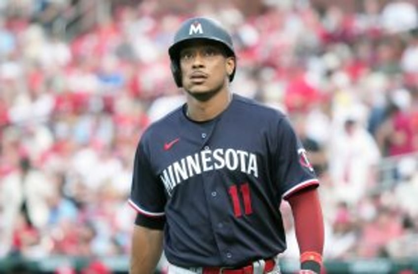 Twins trade 2B Jorge Polanco to Mariners