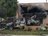 Two dead in fiery plane crash on California neighborhood
