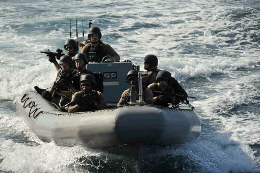 two navy seals missing off somali coast after nighttime boarding mission