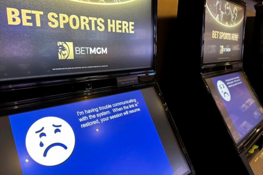 two vegas casinos fell victim to cyberattacks shattering the image of impenetrable casino security