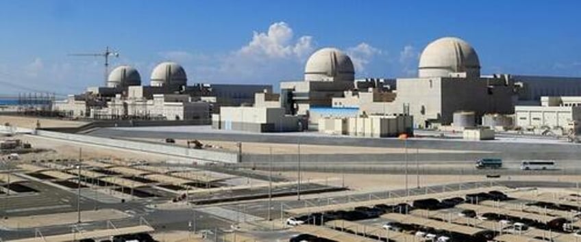 uae considering building a second nuclear power plant