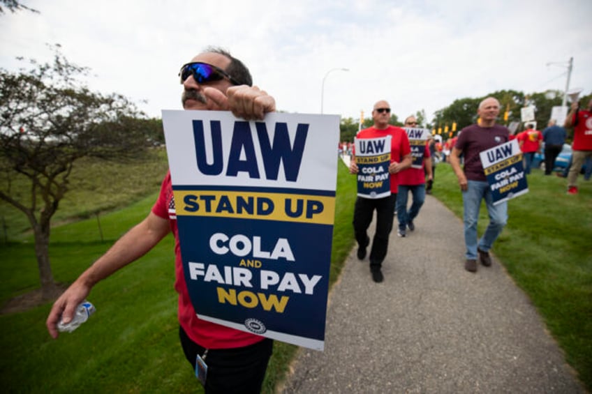 uaw expands strike to 38 gm and stellantis facilities praises ford as serious in negotiations