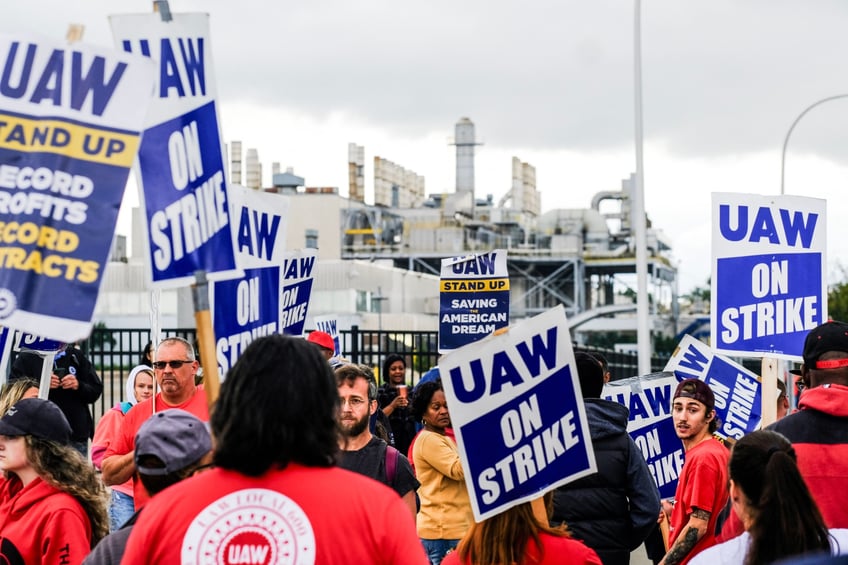 uaw strike expands to 25000 auto workers as talks stall over job killing electric vehicle mandates