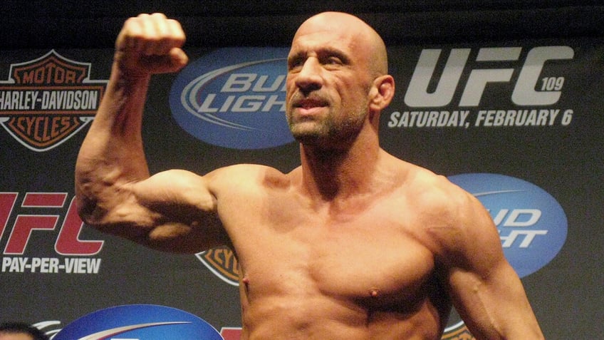 Mark Coleman weigh-in