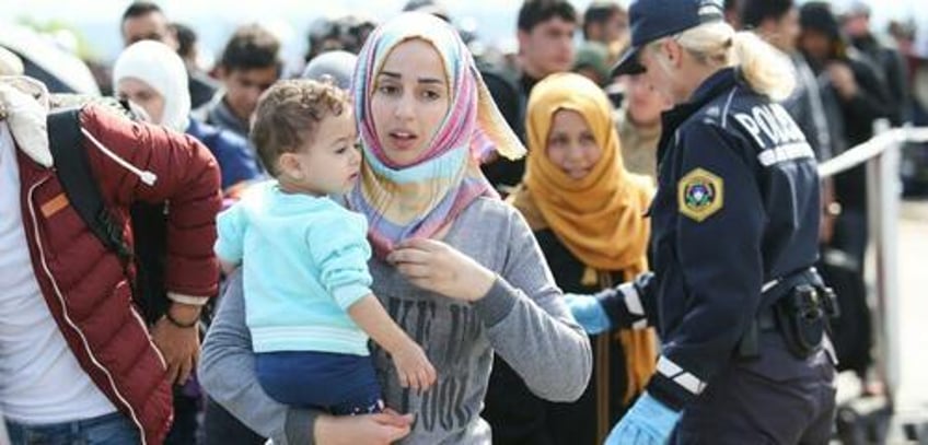 uk germany austria others halt asylum bids for syrians after assads fall