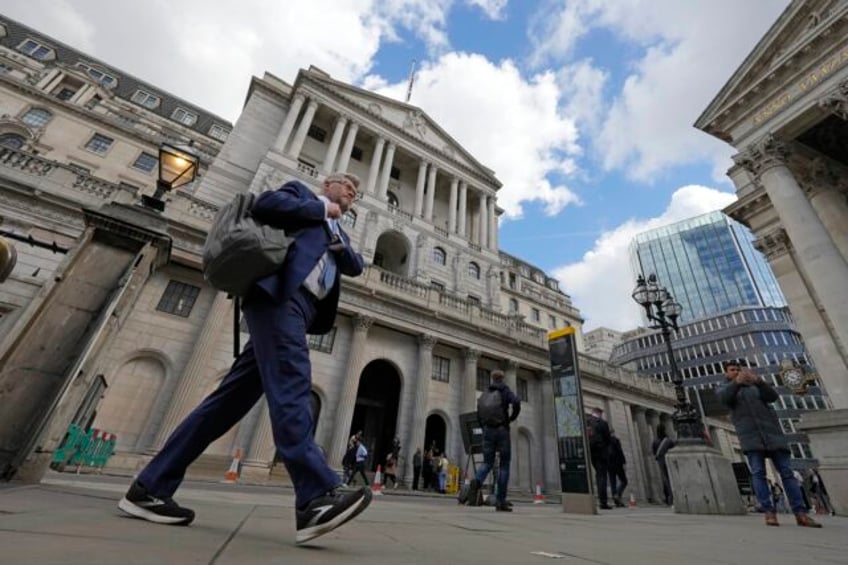 uk homeowners hope bank of england avoids another rate hike after inflation falls