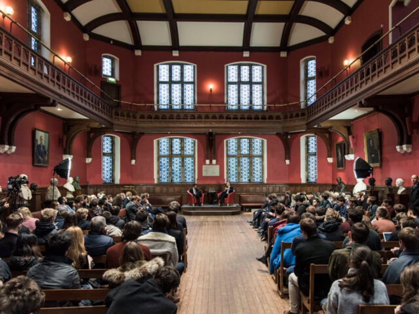 NATO Secretary General speaks at the Oxford Union / NATO / Flickr