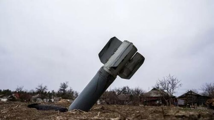 ukraine accused of using cluster bombs on russian village near border