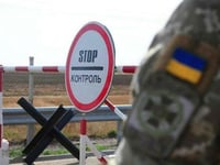 Ukraine Bans Dual Citizens From Escaping War, US Embassy Warns