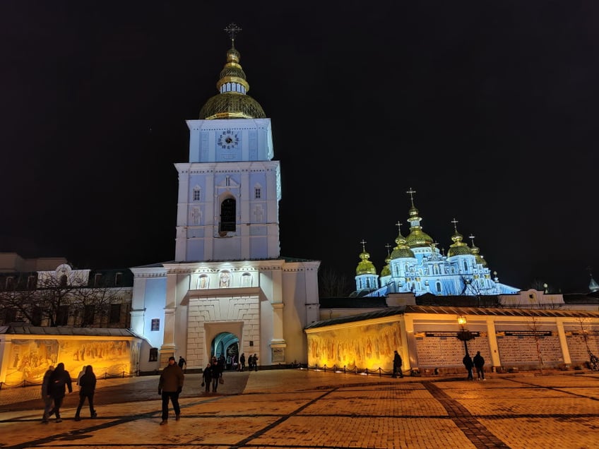 ukraine celebrates christmas on 25th rather than orthodox jan 7th for first time to signal westernisation