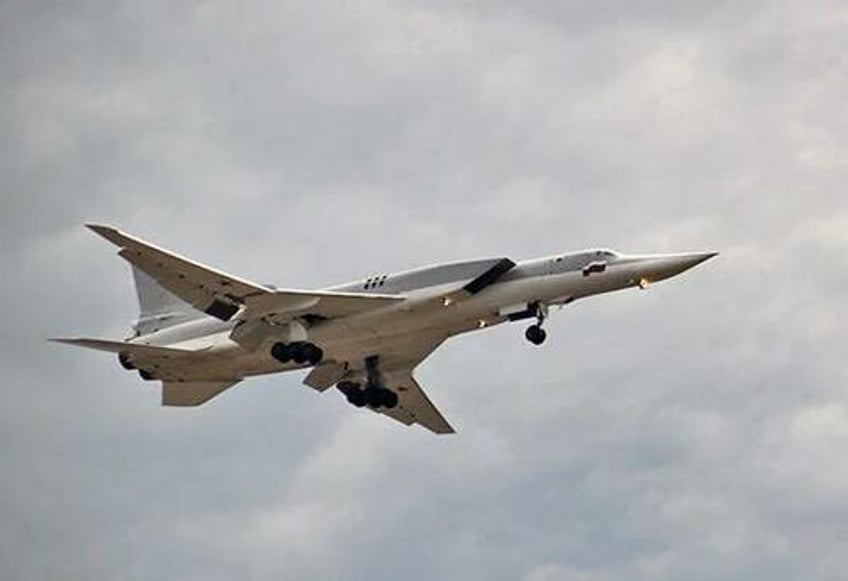 ukraine claims first ever shootdown of russian strategic bomber moscow denies