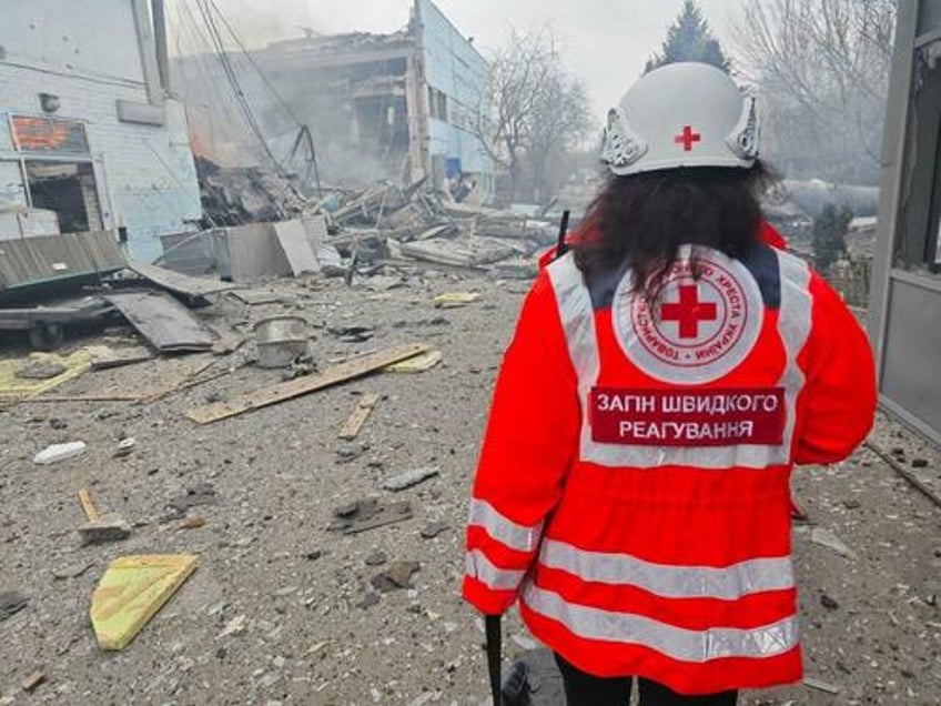 ukraine military seeks to legitimize kursk presence by inviting un red cross in