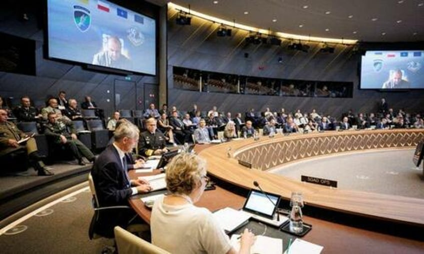 ukraine says talks to join nato becoming very toxic