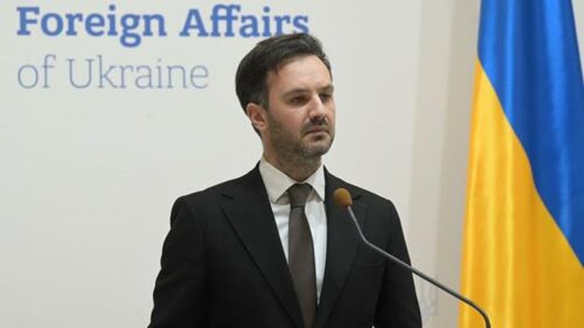 ukraine says talks to join nato becoming very toxic