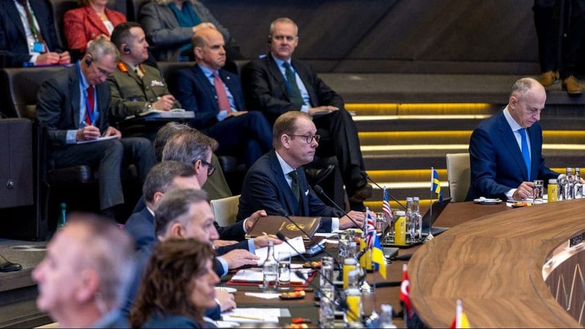 ukraine to receive nato support for as long as it takes gain alliance membership after conflict