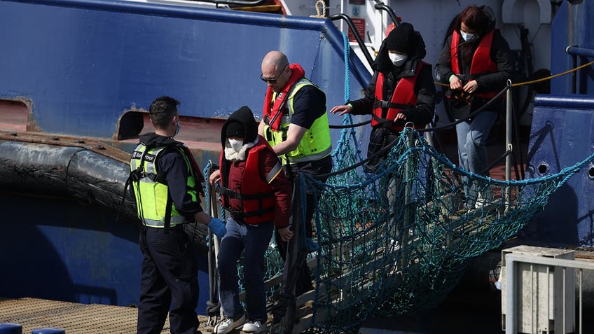 migrant boats in UK