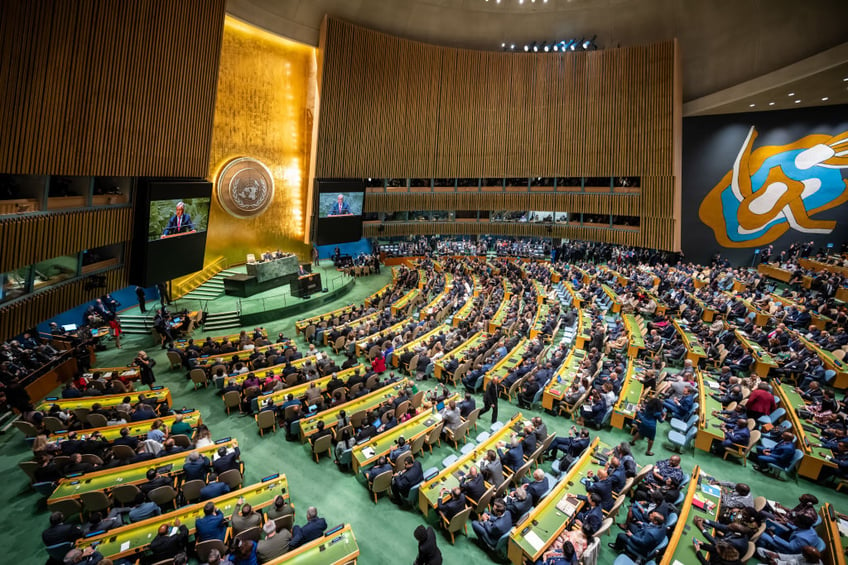 un chief guterres opens general assembly with demand for 100 billion to fight climate chaos