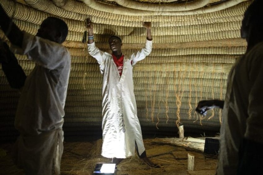 unesco backs removal of uganda tombs from endangered list