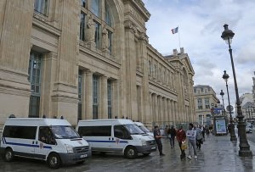 Unexploded WWII bomb uncovered near Gare du Nord station brings trains to a halt