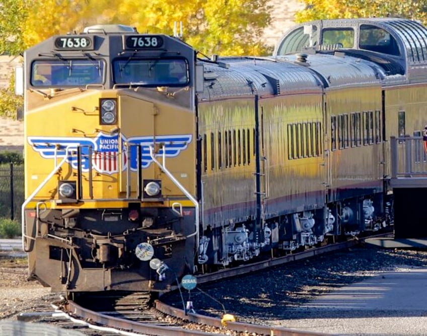 union pacifics new ceo wont forego cuts as he works to improve safety and service at the railroad