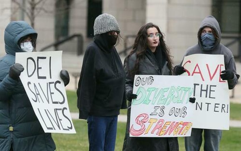 university of iowa to cut social justice classes as student interest declines