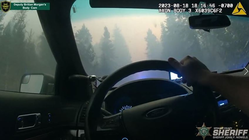 unless you wanna die deputy shouts in deadly wildfire evacuation bodycam footage