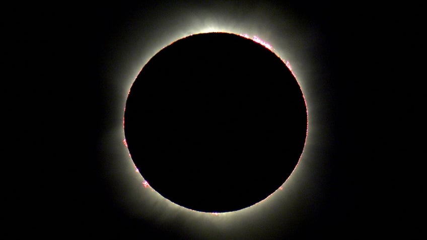 baily's beads during a solar eclipse