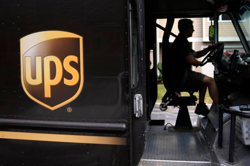 ups reaches tentative contract with 340000 unionized workers potentially dodging calamitous strike