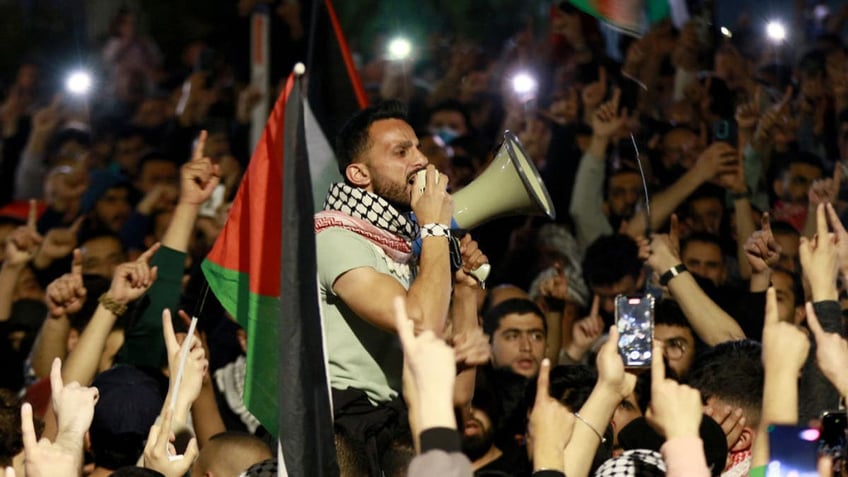 Protest near to Israeli embassy in Amman, Jordan 