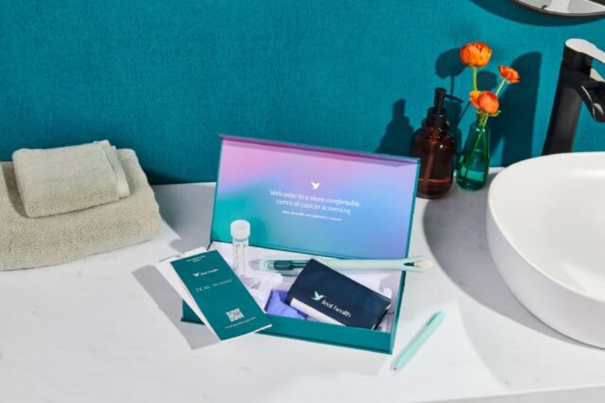The 'Teal Wand' -- a self-collection vaginal swab shaped like a tampon and developed by Te