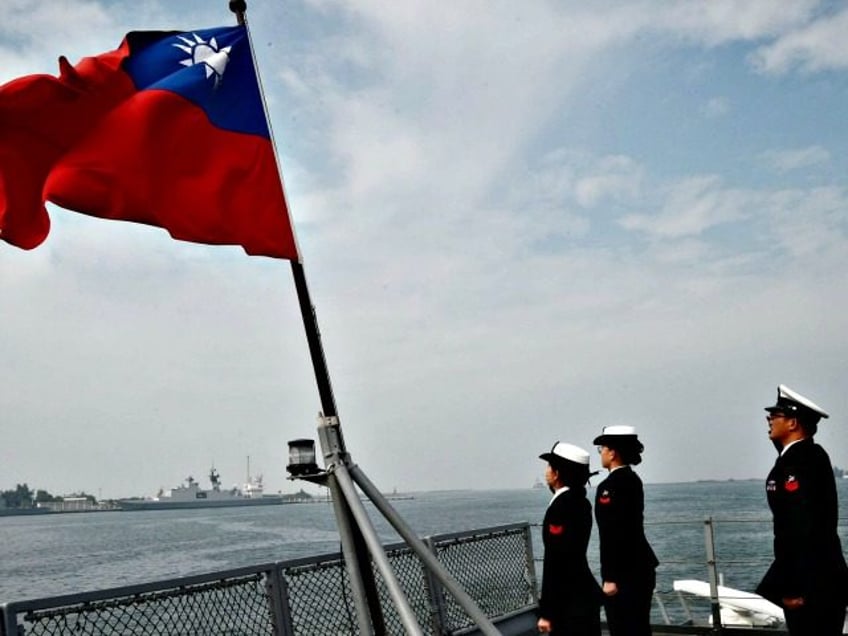 us approves first ever arms to taiwan under foreign aid program