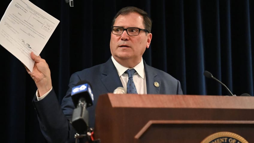Top NY federal attorney John Sarcone III says he narrowly escaped a knife attack by an illegal migrant in Albany and told 'Fox & Friends' that sanctuary policies are endangering lives.