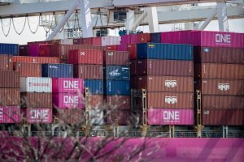 U.S., Chinese trade officials to hold talks this week in Switzerland