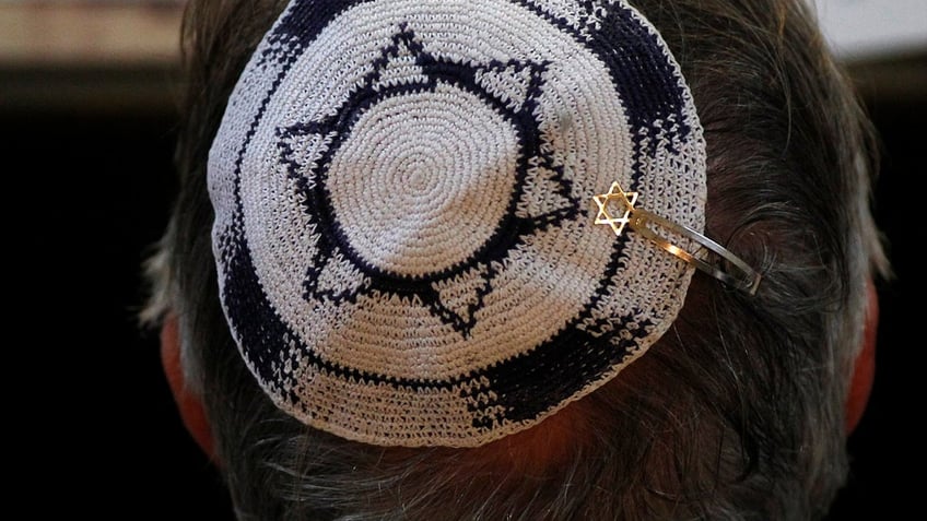 A kippah 