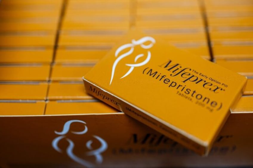us court imposes restrictions on abortion pill ruling on hold