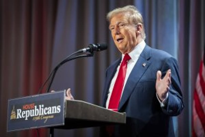 U.S. district judge blocks special counsel's report on Trump investigation for 3 days
