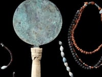 US-Egyptian archaeological team uncovers 4,000-year-old tomb near Luxor with jewelry, other artifacts