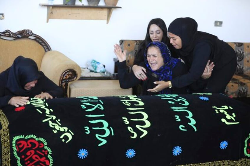 us envoy flies to beirut in a surprise visit says washington doesnt want gaza war to expand