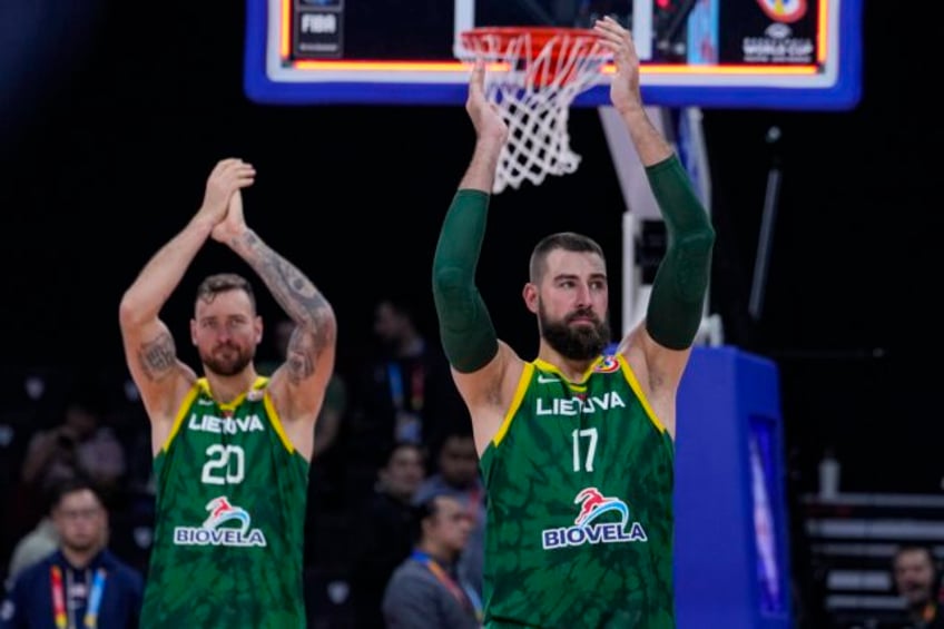 us falls to lithuania at basketball world cup but still qualifies for paris olympics