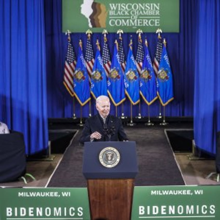 U.S. GDP rose 2.5% for 2023, up 3.3% in Q4; Biden says 'good news' for families, workers