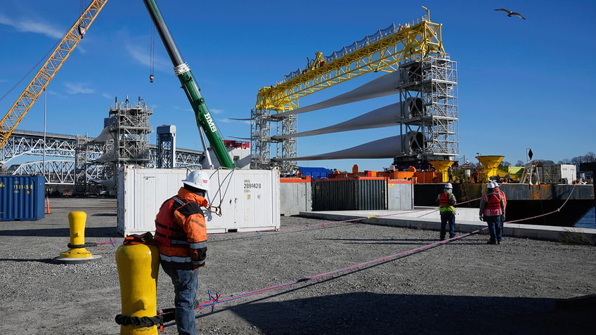 us grid sees first electricity generated from offshore ny wind farm