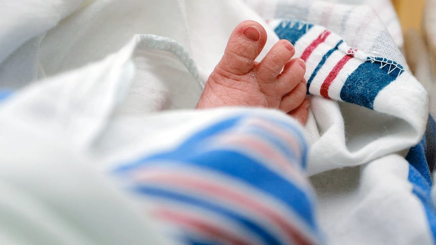 us infant death rate rises marking largest increase in 2 decades