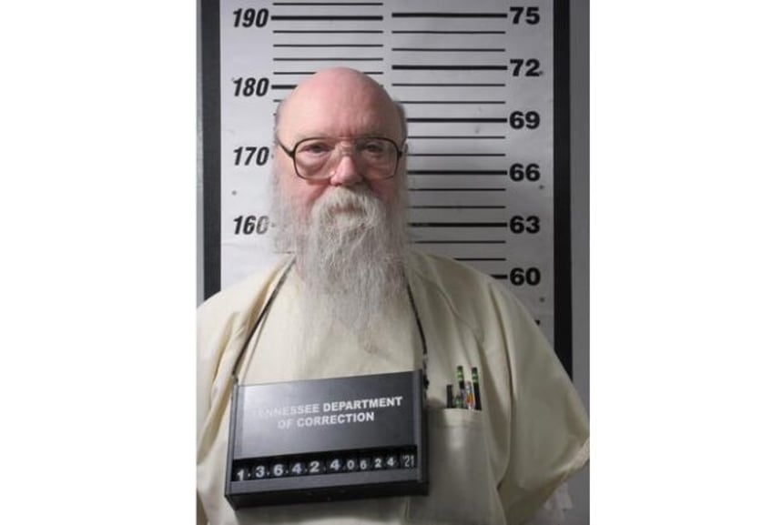 Oscar Smith, 75, was executed by lethal injection for the murder of his estranged wife and