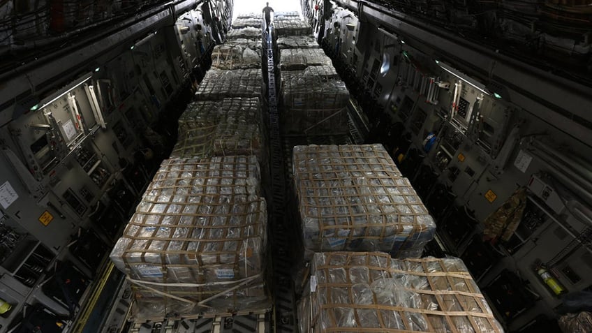 us military delivers first round of humanitarian for gaza via egypt