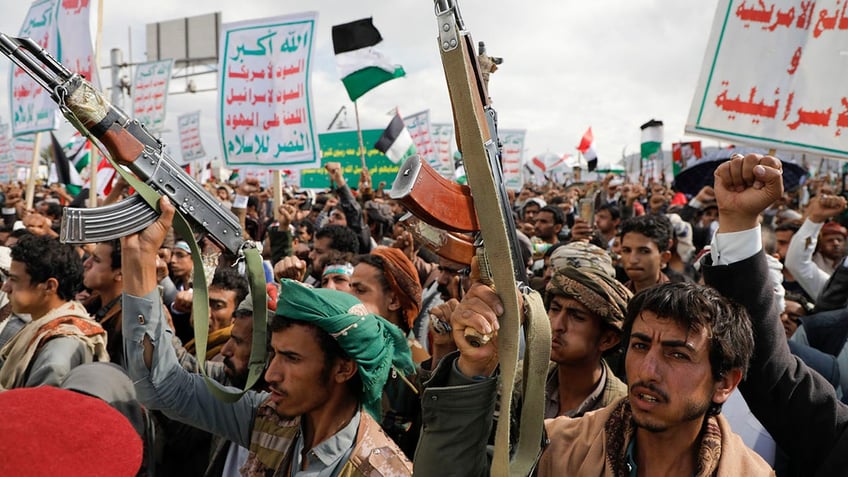 Houthi supporters rally in Yemen