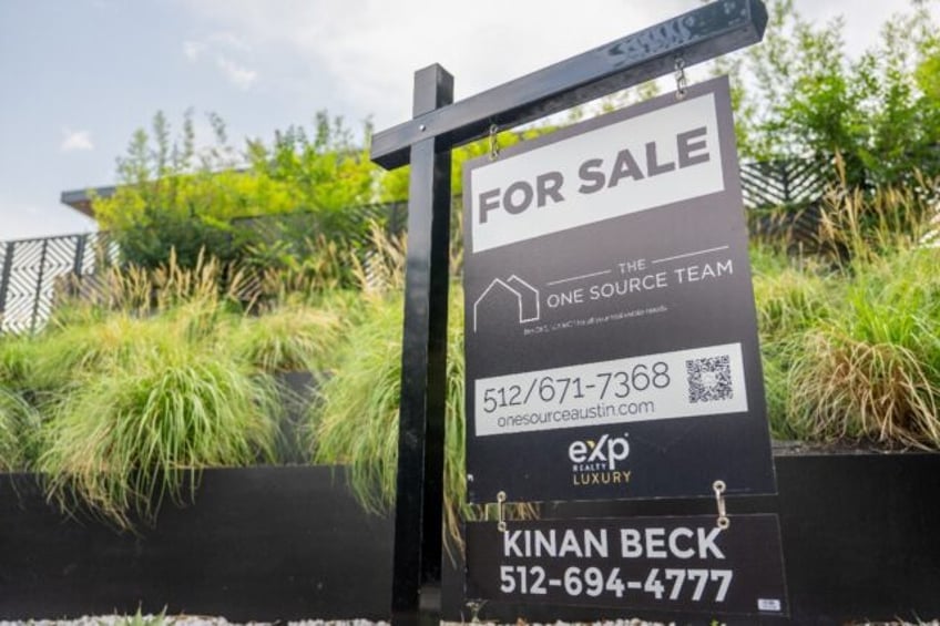 Sales of new homes in the United States declined last month